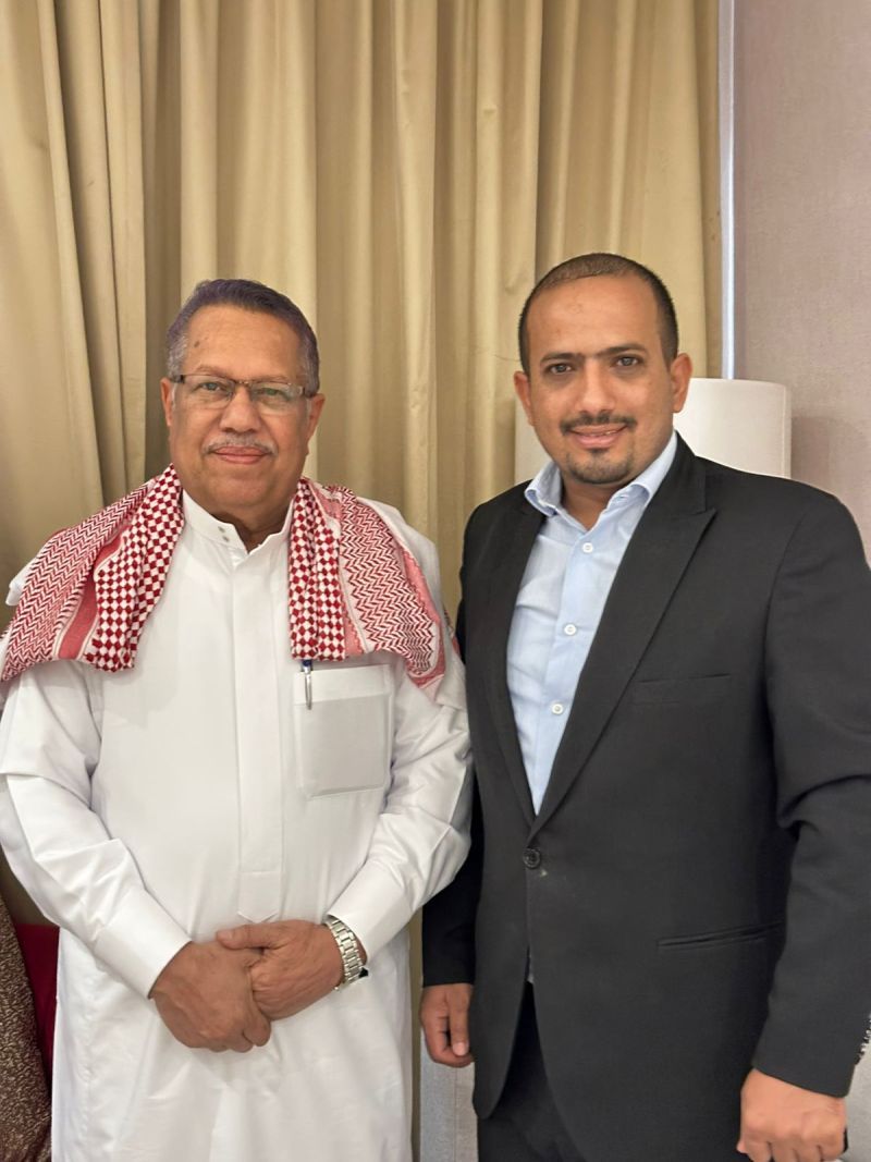 رئيس الشبكة العربية للصحافة العلمية يلتقي برئيس مجلس الشورى اليمني